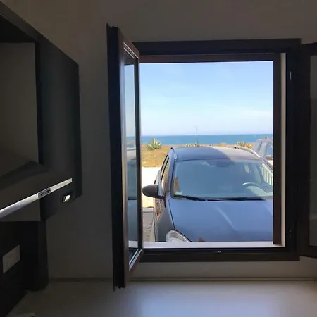 Sunshine Luxury Seafront House - S'arena Scoada Villa