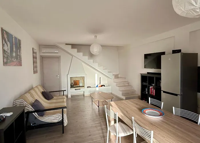 Sunshine Luxury Seafront House - S'arena Scoada 别墅