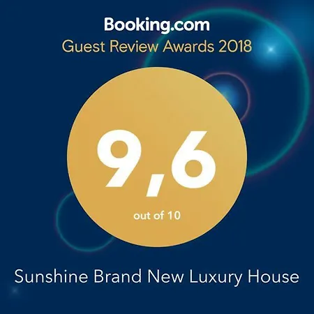 Sunshine Brand New Luxury House * Putzu Idu