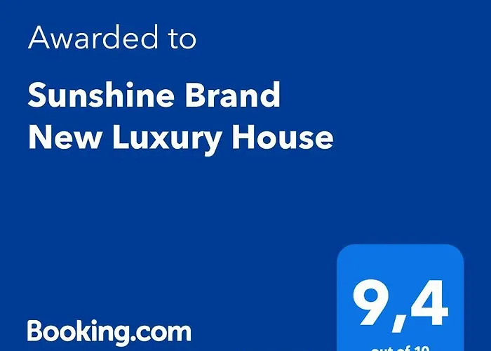 Sunshine Luxury Seafront House - S'arena Scoada
