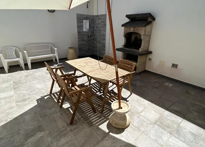 Villa Sunshine Luxury Seafront House - S'arena Scoada *