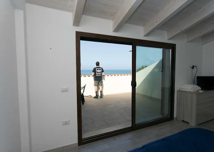 Sunshine Luxury Seafront House - S'arena Scoada *